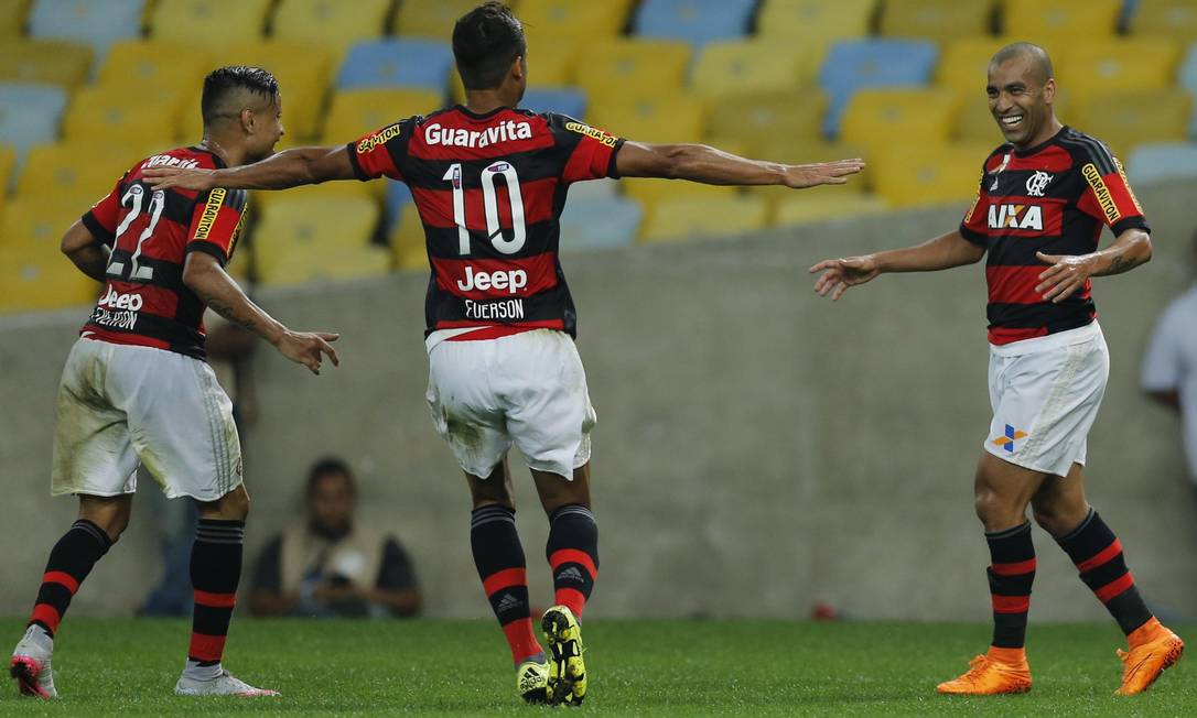 Atlético-PR estreia no Paranaense com empate por 1 a 1 com Rio