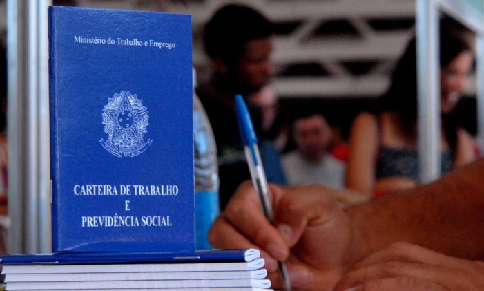 
Em julho, 27 acordos de redução de salário foram registrados pelo Ministério do Trabalho e Emprego
Foto: Agência O Globo