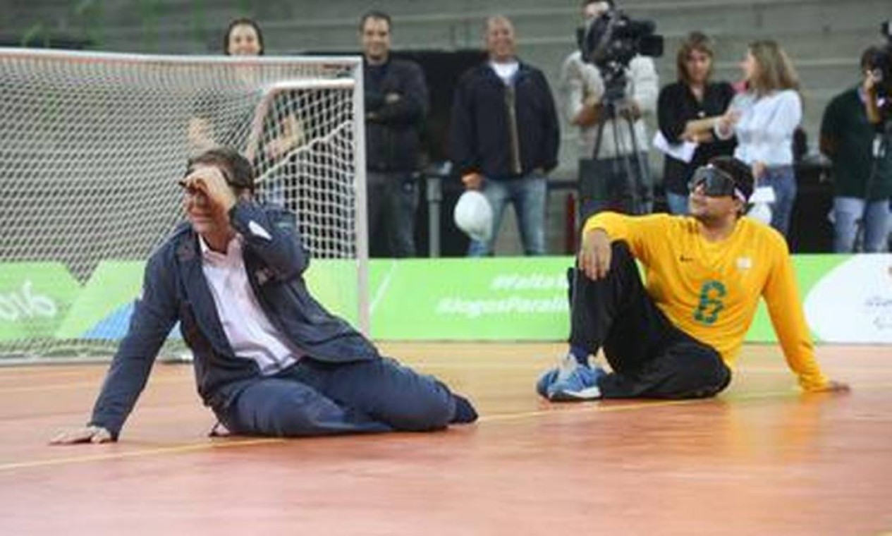 Eduardo Paes inaugura arena do handebol para os Jogos Olímpicos