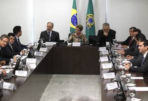 Governo e Congresso tentam liberar cassino, jogo do bicho e bingo; entenda  (Uol)  ANFIP - Associação Nacional dos Auditores Fiscais da Receita  Federal do Brasil