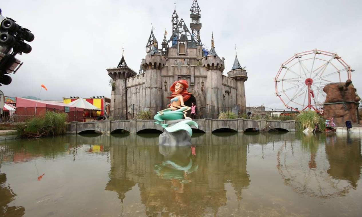 Dismaland fecha as portas após seis semanas - Jornal O Globo