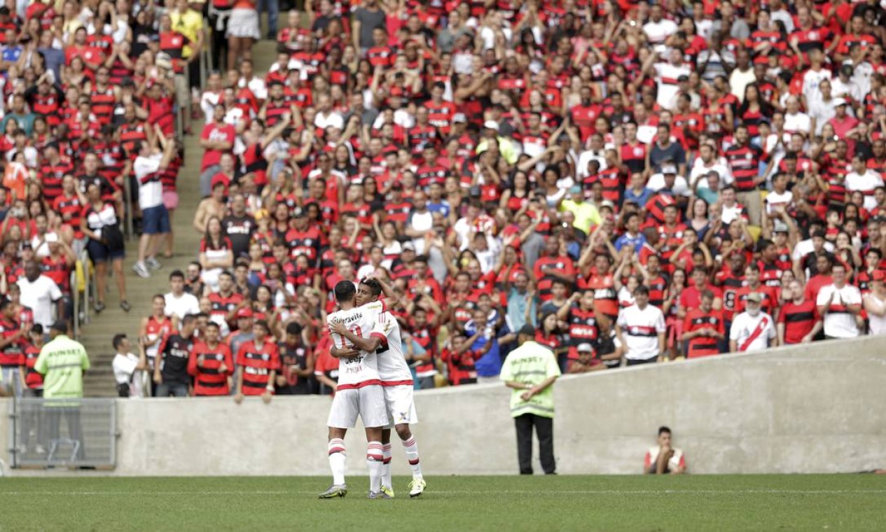 Flamengo confirma que jogo contra o Corinthians será no Maracanã - Jornal O  Globo