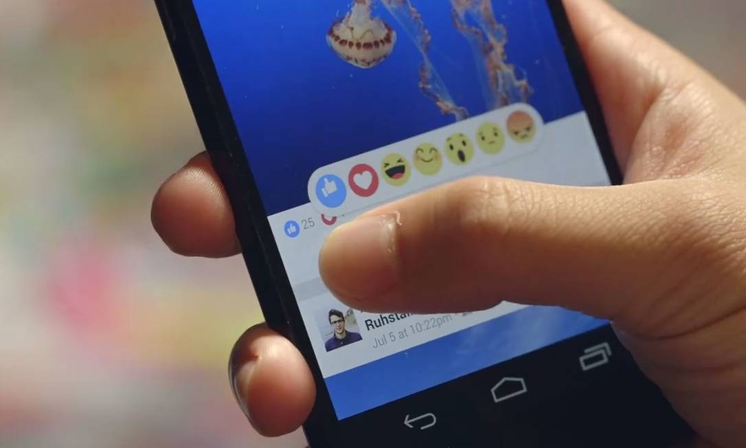 Facebook testa novo botão 'comprar