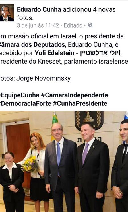 Em sua rede social, Eduardo Cunha publicou foto ao lado da mulher em visita oficial a Israel Foto: Reprodução internet