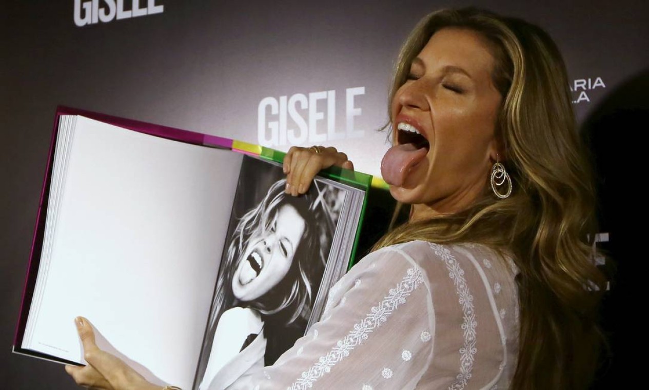 Gisele Bündchen Lança Livro Com Mais De 300 Fotos Em São Paulo Jornal O Globo 