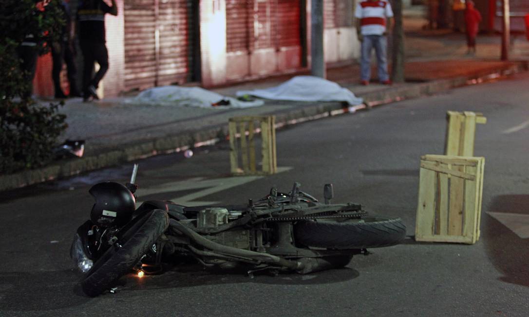 Dois Homens Morrem Em Acidente De Moto No Centro Do Rio Jornal O Globo