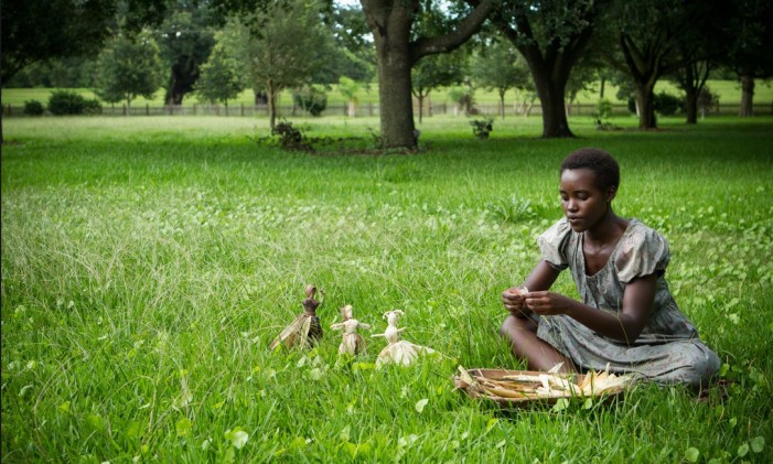 Lupita Nyong'o em '12 anos de escravidão' Foto: Reprodução
