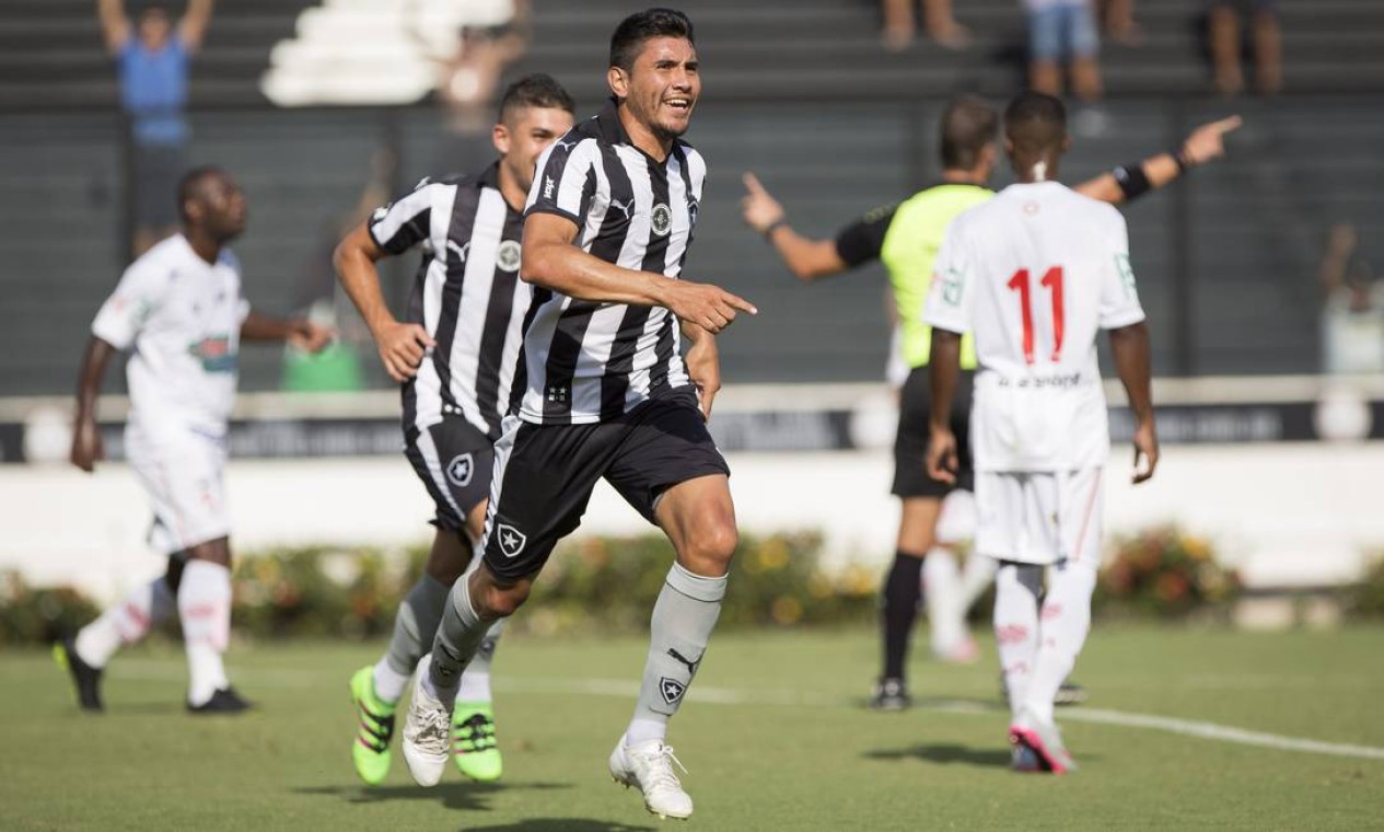 Mesmo desfalcado, Botafogo vence Bangu na estreia no Carioca - Jornal O ...
