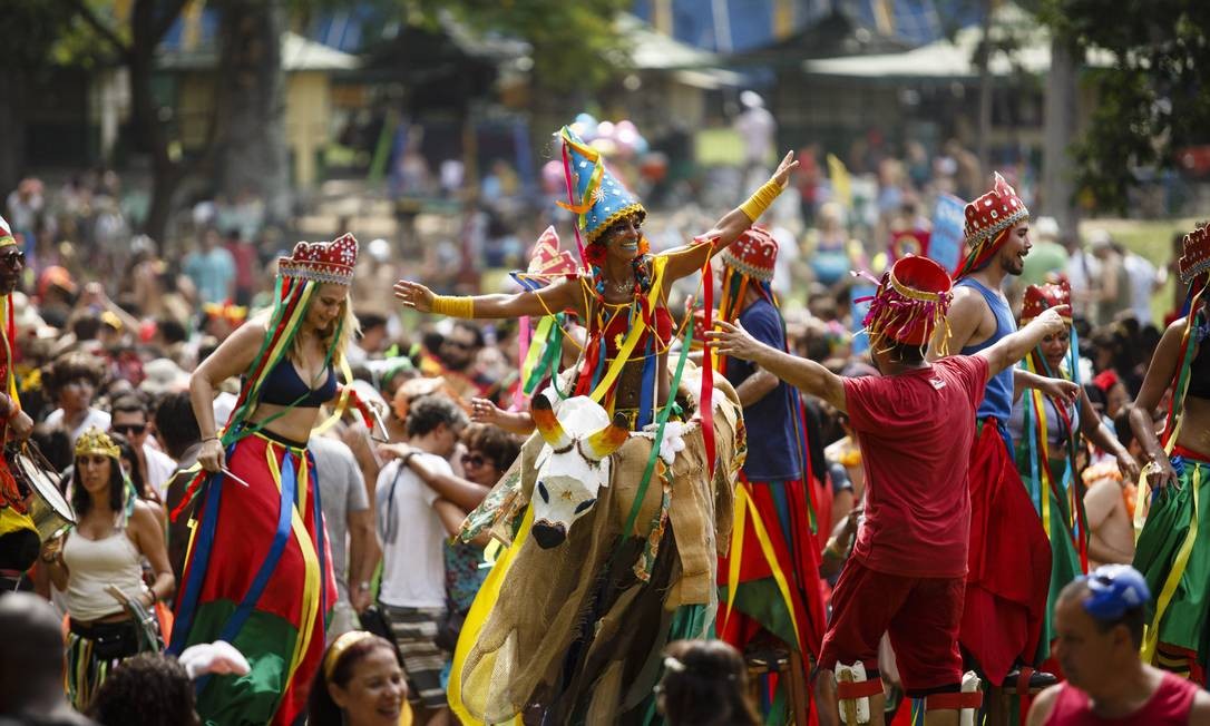 Terreirada Cearense faz primeiro desfile oficial em São ...