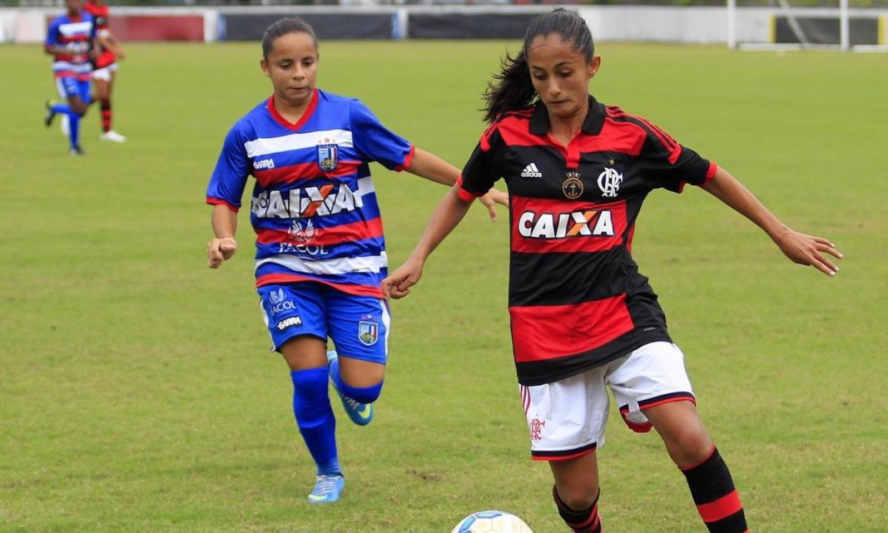 O time não é da Marinha, é do Flamengo': coordenador do futebol