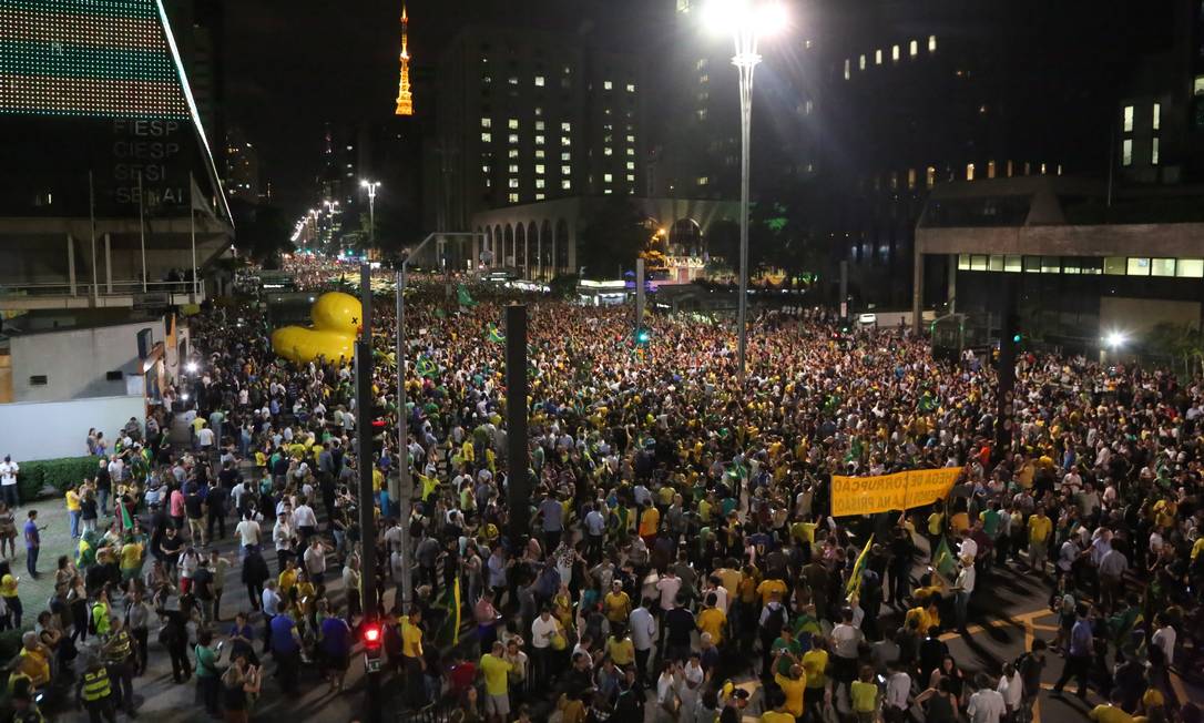 Manifestantes Vão às Ruas Contra Nomeação De Lula E Pela Renúncia De Dilma Jornal O Globo 4238