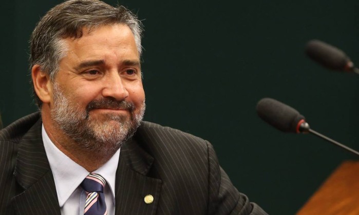 Resultado de imagem para Deputado federal Paulo Pimenta