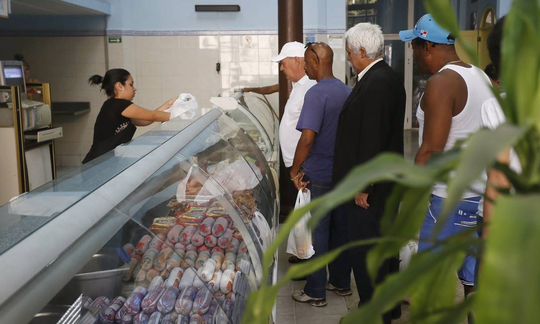 Governo cubano faz concessões ao setor privado