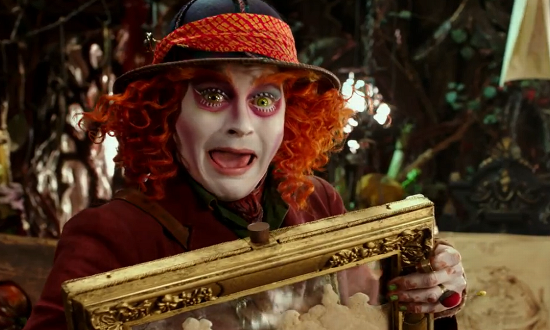 Johnny Depp como o Chapeleiro Maluco em 'Alice através do espelho' Foto: Divulgação