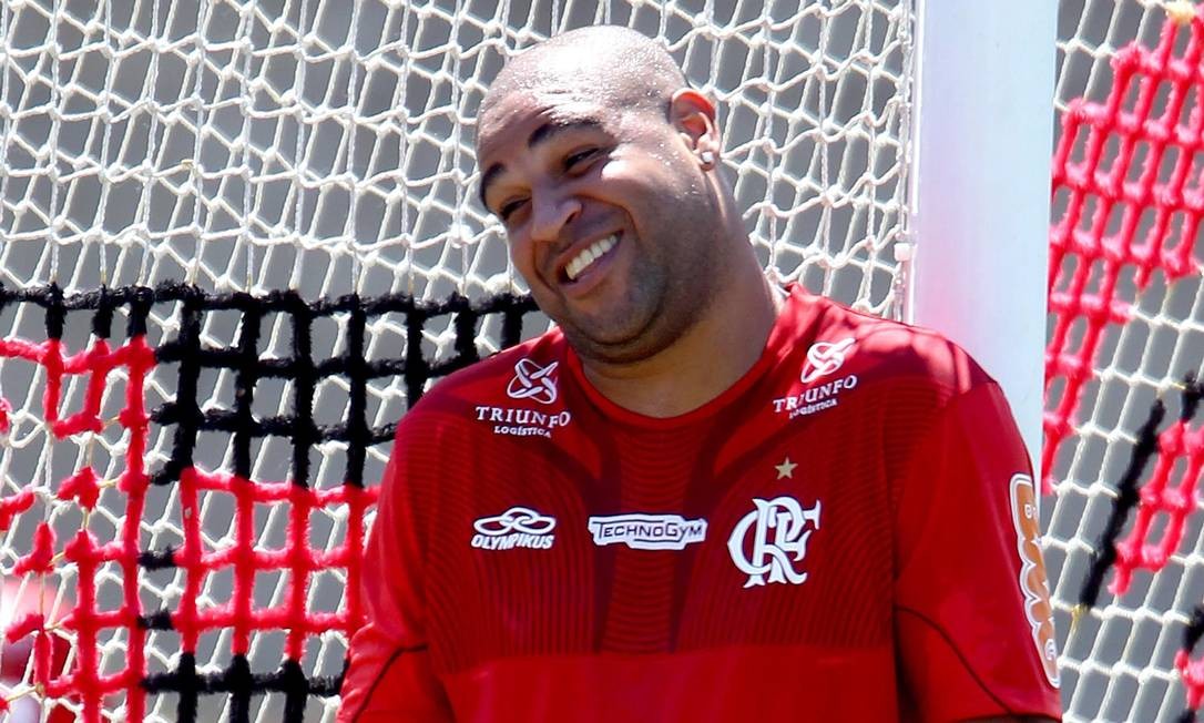 Após Eliminação Do Flamengo Adriano Imperador Revela Quero Voltar Jornal O Globo