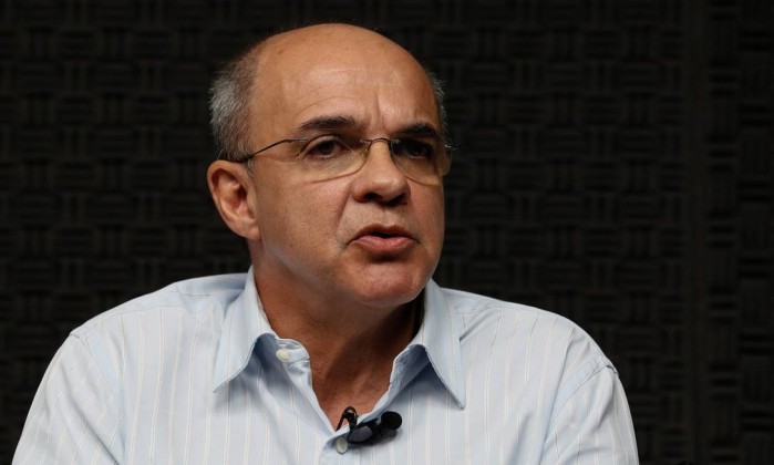 Às vésperas de demissão de Zé Ricardo, presidente do Flamengo cita troca de técnicos como erro de sua gestão