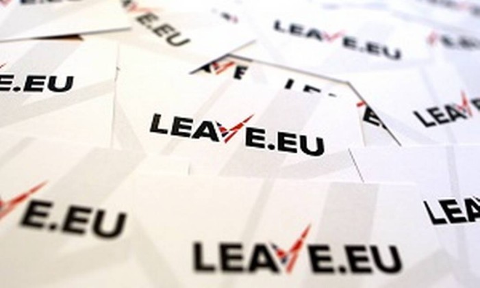 Itens da campanha do Leave (de "sair). Foto: Chris Ratcliffe/Bloomberg / Chris Ratcliffe/Bloomberg