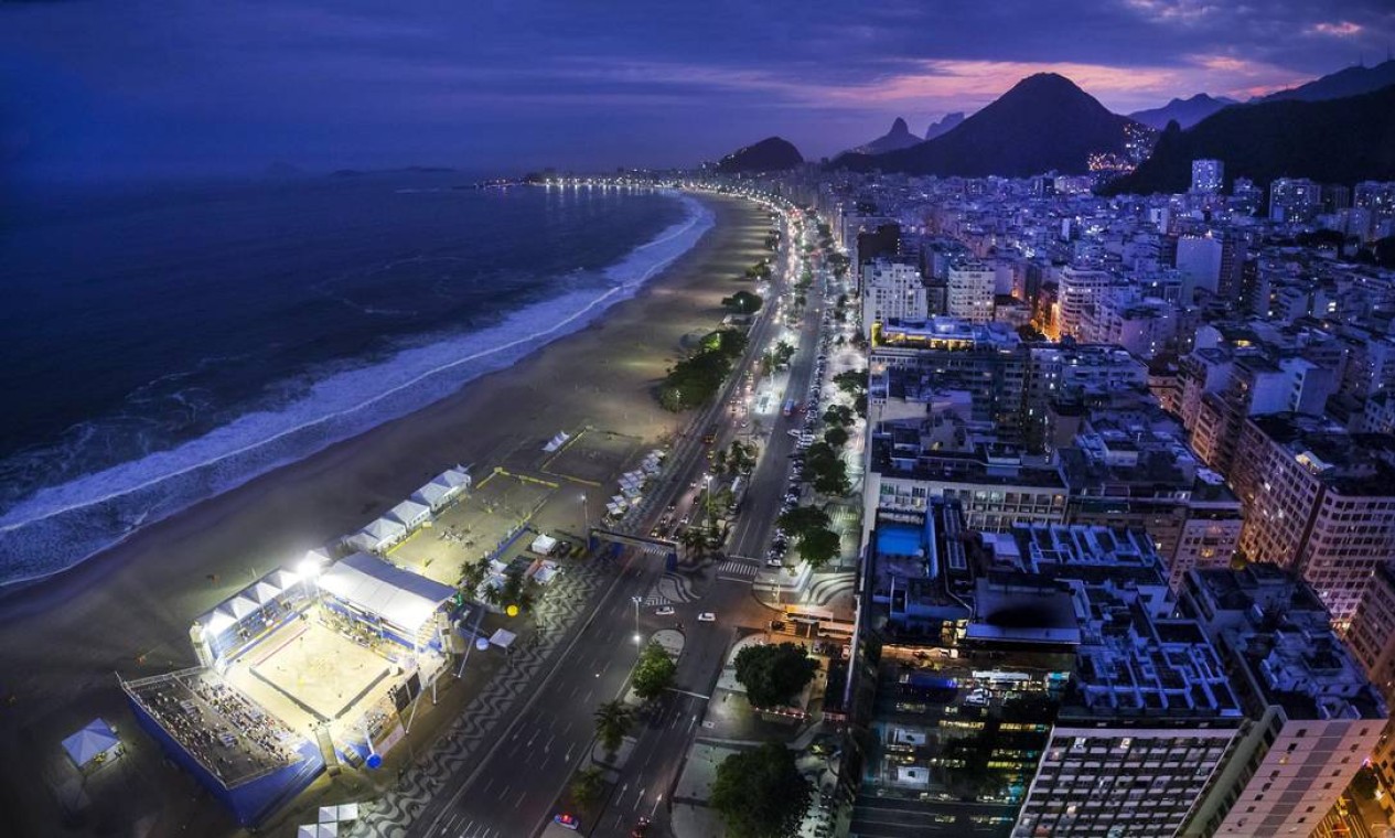 No evento-teste de vôlei, fotógrafo escolheu pontos em que é possível ver a competição e o relevo da cidade Foto: Ivo Gonzalez / Photo Operations/Rio 2016