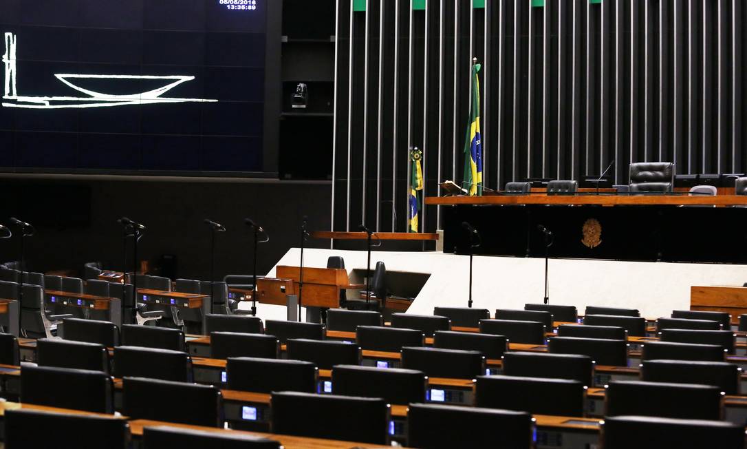 
O plenário da Câmara dos Deputados
Foto:
Jorge William
/
Agência O Globo / 5-5-2016
