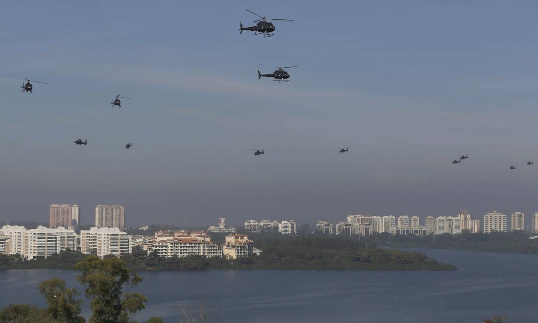 Simulação mostra como caça pode abater avião suspeito durante Jogos -  Jornal O Globo