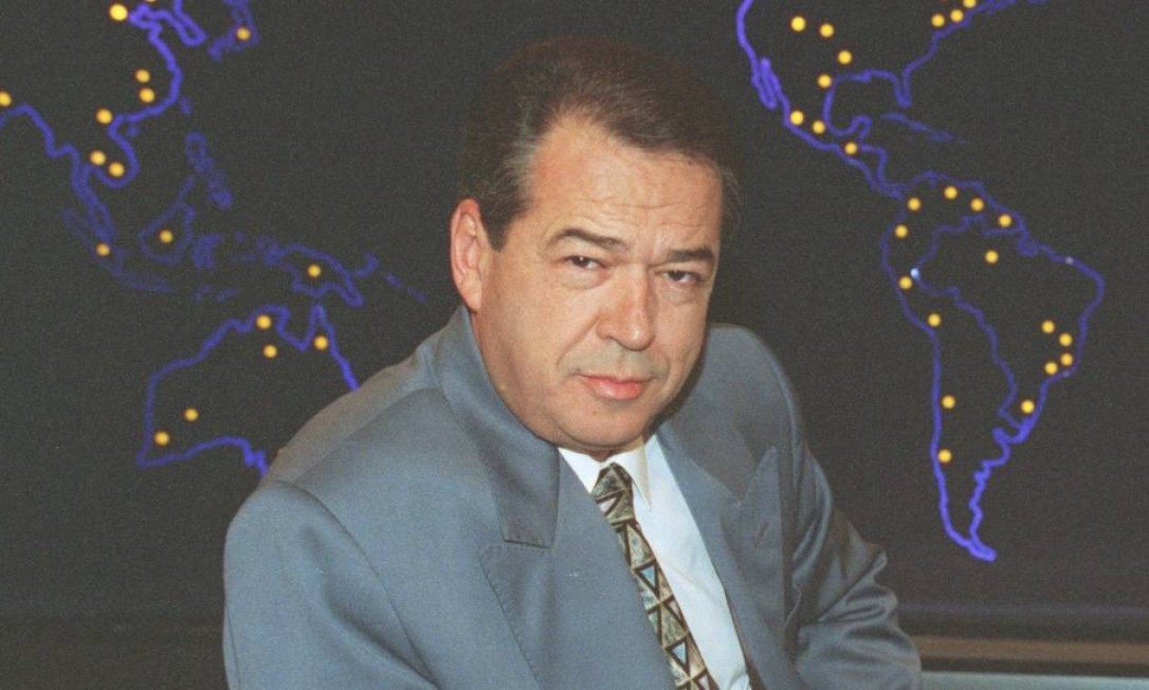 Morre o jornalista Eliakim Araújo, aos 75 anos, vítima de câncer