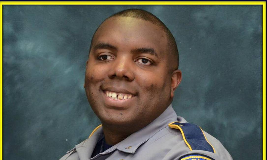 Policial negro está entre vítimas de atirador de Baton Rouge - Jornal O ...