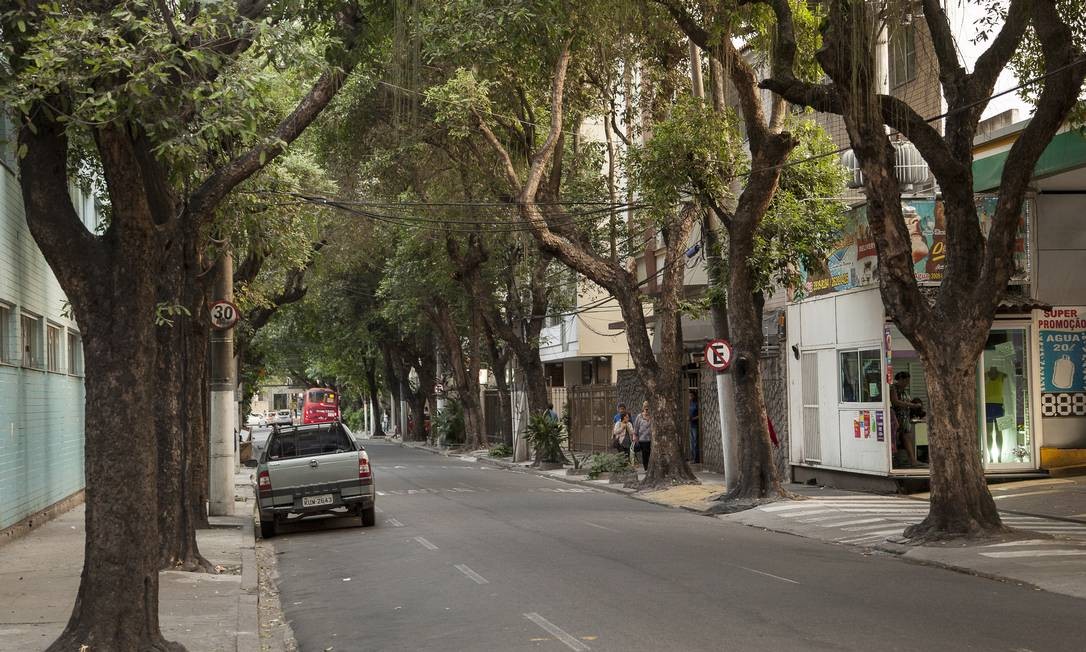 Moradores de Niterói reivindicam melhoria na iluminação para deixar