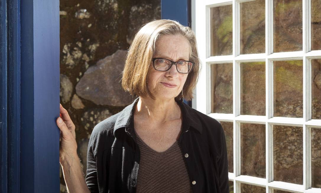 Crítica Lydia Davis explora a potência estética da vida comum Jornal