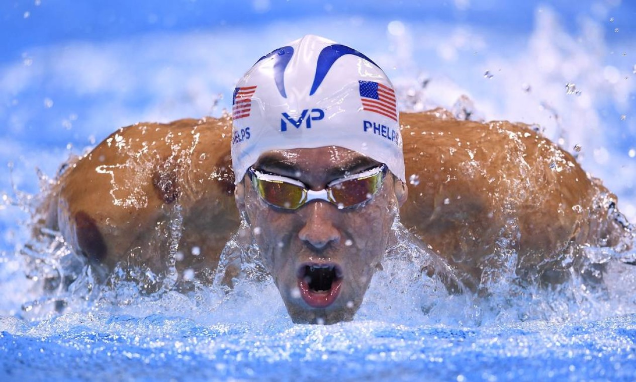 Ele tenta o bicampeonato olímpico nos 200m borboleta Foto: GABRIEL BOUYS / AFP