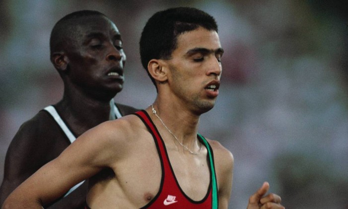 O marroquino Hicham El Guerrouj, recordista dos 1500m Foto: Acervo/COI / Acervo/COI