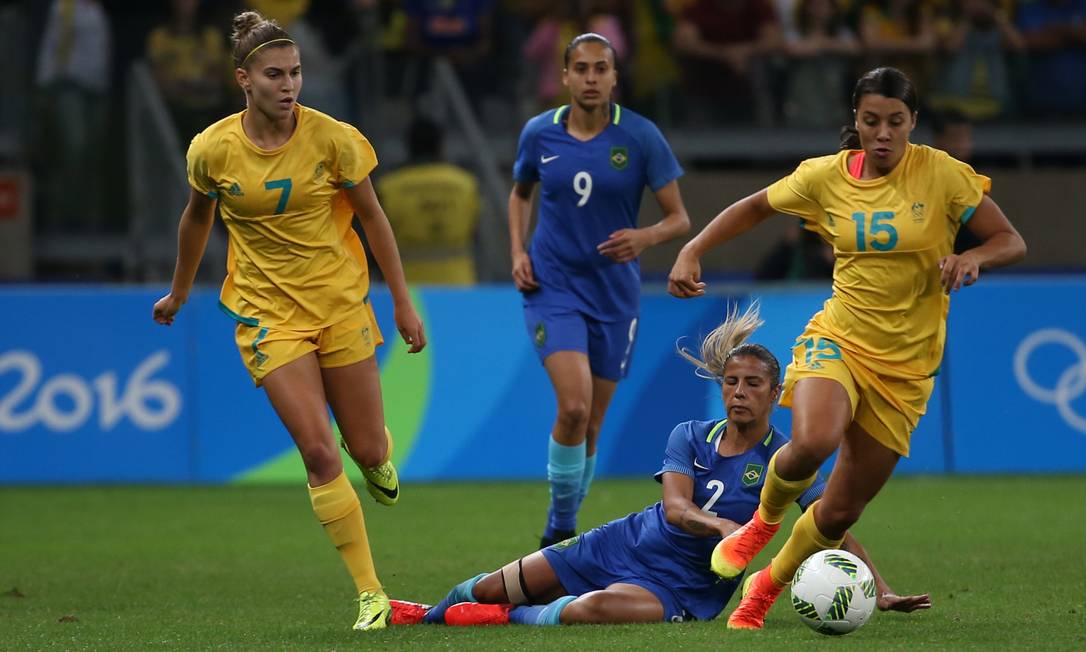 Futebol feminino: imagens de Brasil x Austrália, no ...
