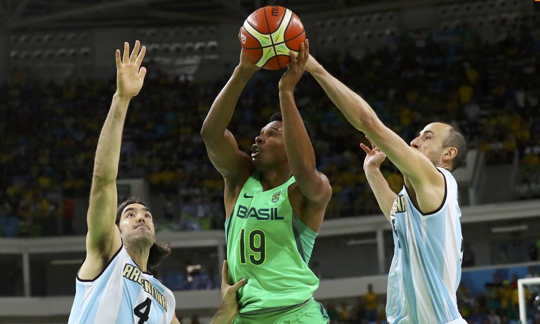 Drama e prorrogações: Brasil perde para a Argentina e se complica no  basquete masculino — Rede do Esporte