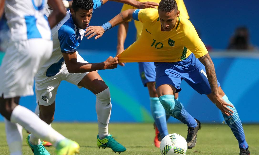 Brasil goleia Honduras e buscará ouro inédito no futebol