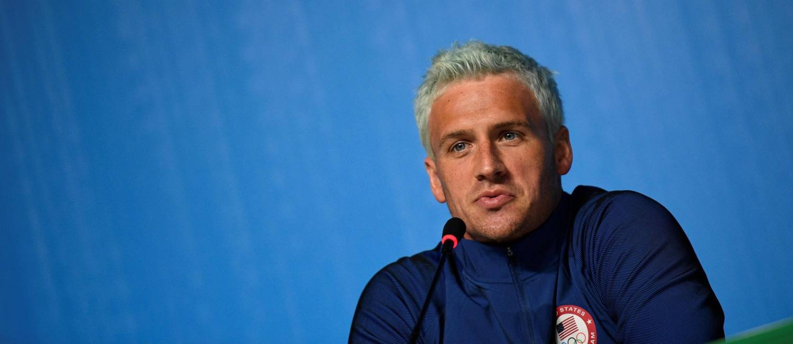 Ryan Lochte deve sofrer uma punição do Comitê Olímpico americano Foto: MARTIN BUREAU / AFP