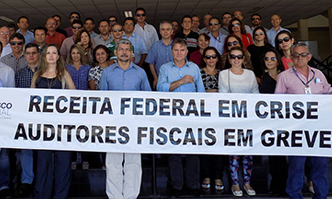 Servidores da área econômica ameaçam fazer greves em série Jornal O Globo