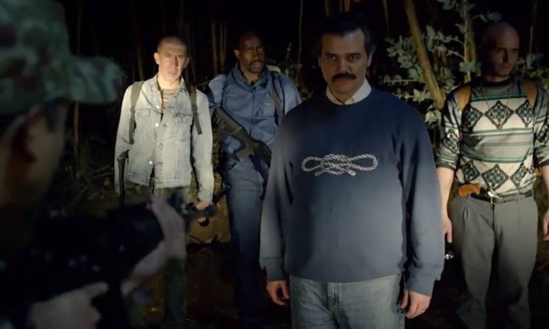 Pablo Escobar (Wagner Moura) escapa da prisão Foto: Reprodução