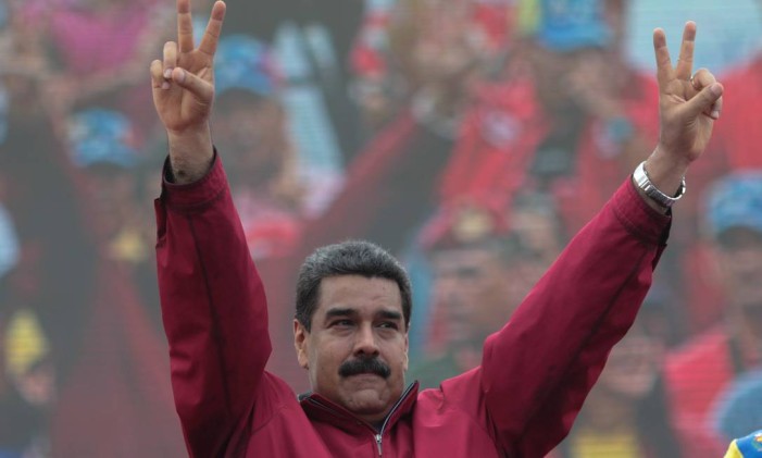 
O presidente da Venezuela, Nicolás Maduro, é alvo de referendo revogatório convocado pela oposição
Foto: HANDOUT / REUTERS