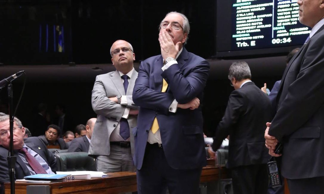 O deputado Eduardo Cunha durante a Sessão na Câmara dos Deputados para votação do seu processo de cassação Foto: André Coelho / Agência O Globo