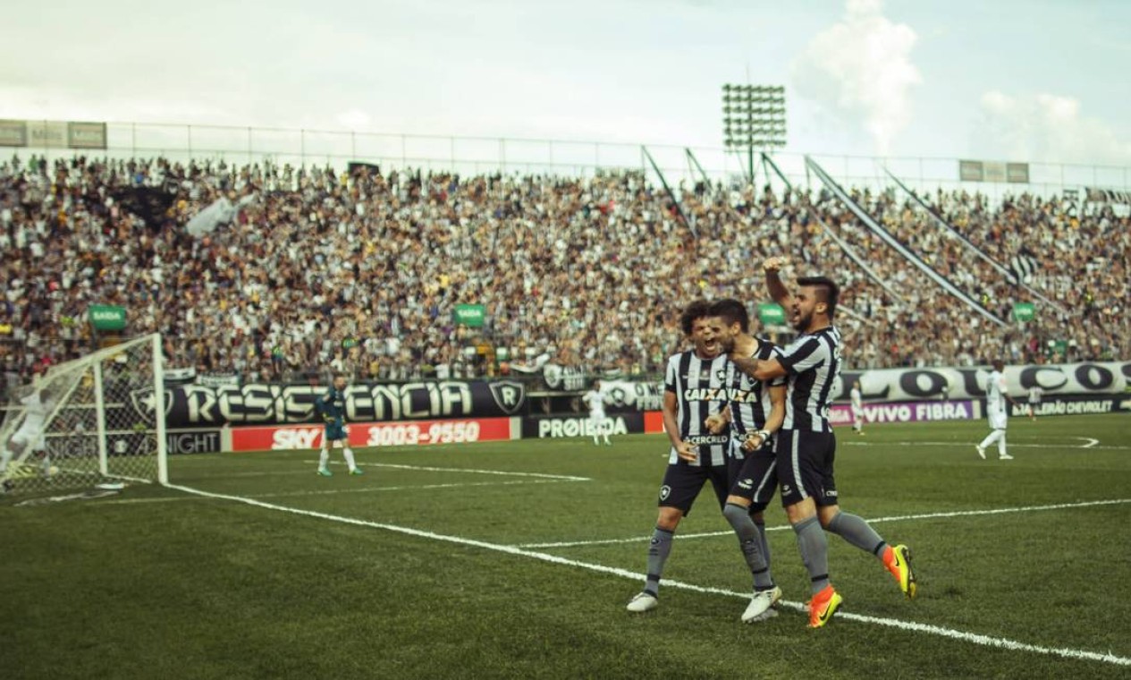 Botafogo 3 x 2 Atlético-MG em fotos - Jornal O Globo