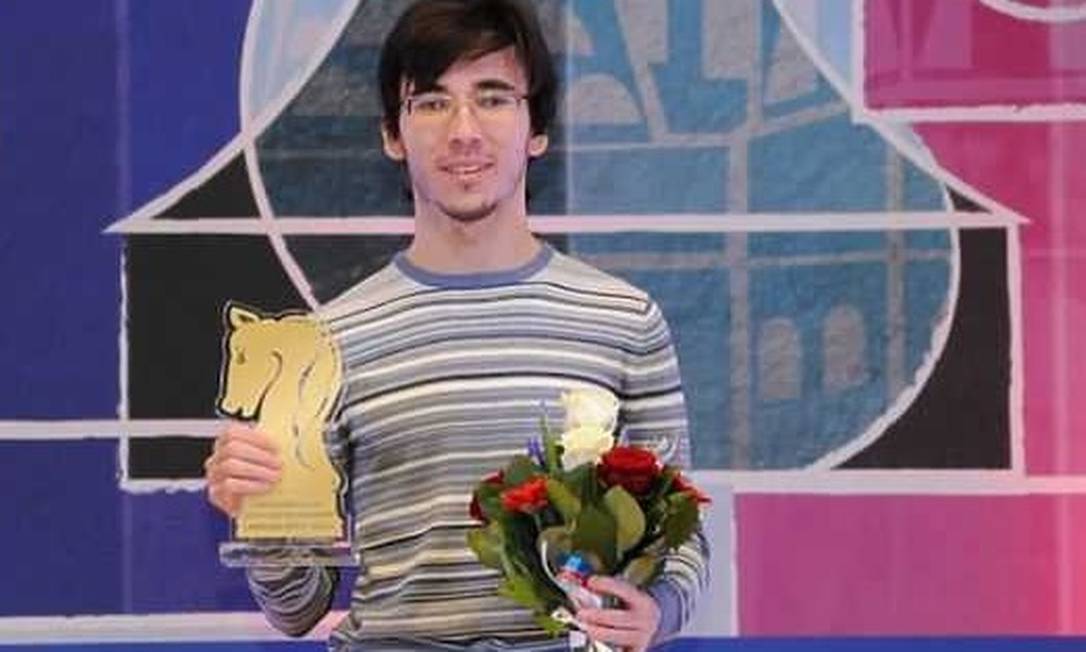 Campeão russo de xadrez morre a praticar parkour - TVI Notícias