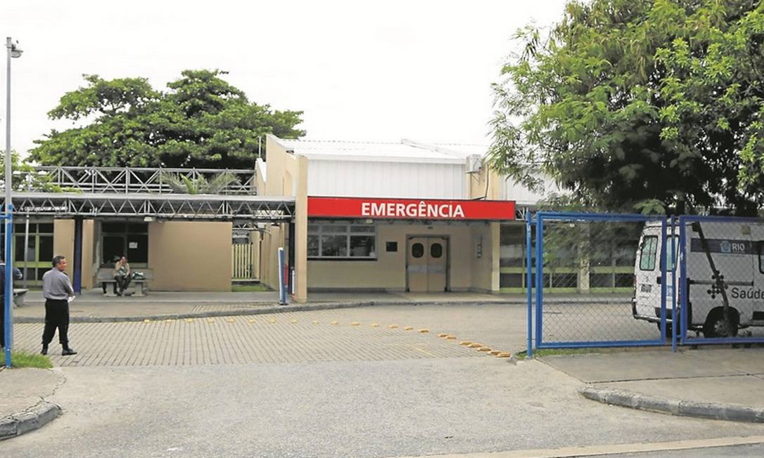 Precariedade. O Lourenço Jorge, único hospital público da Barra da Tijuca com emergência: pacientes sofrem por causa dos aparelhos quebrados na unidade
Foto: Fabio Rossi/15-12-2016
