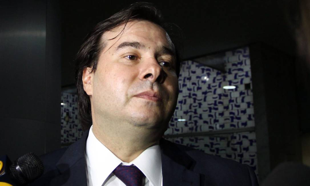 rodrigo maia diz que precisa de votos para ser candidato à reeleição