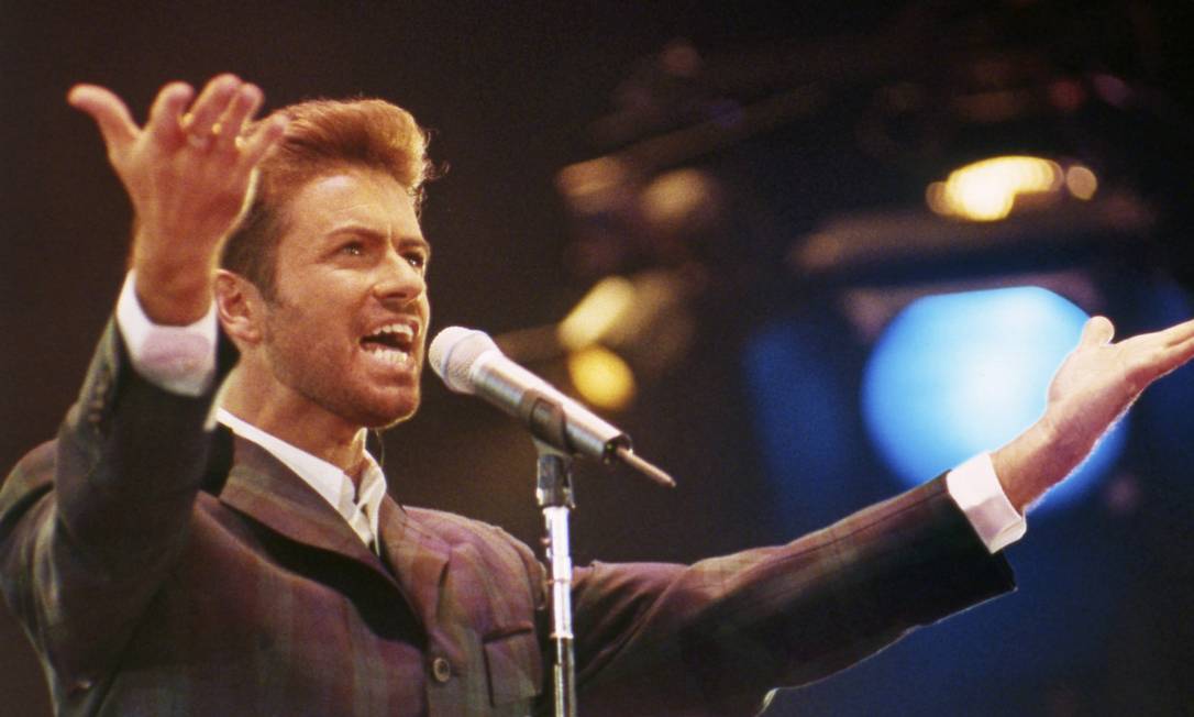 George Michael Extras Após a morte de George Michael, fãs revelam atos secretos de ...