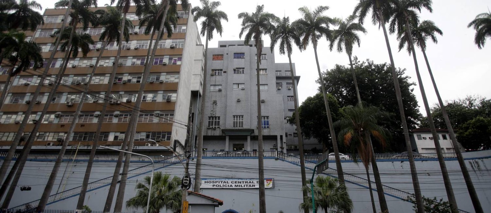 Fachada do Hospital Central da PM (11/09/2015) Foto: Rafael Moraes/Agência O GLOBO