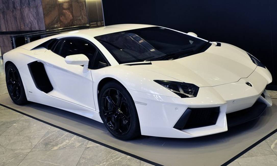 Lamborghini Aventador de Eike Batista avaliada em R$ 2,2 milhões. Foto: Divulgação