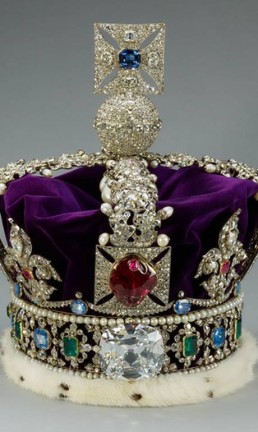 Um dos pedaços do diamante Cullinan usados em joias da Coroa Britânica Foto: Rerodução