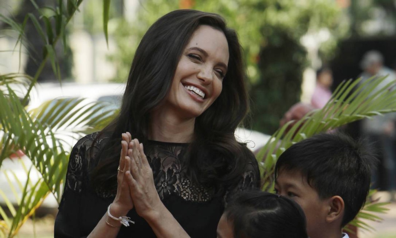 Angelina Jolie Fala Pela Primeira Vez Sobre A Separação De Brad Pitt Jornal O Globo