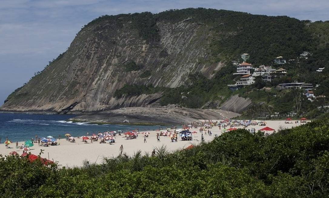 Praia de Itacoatiara é a 12ª melhor do Brasil - Jornal O Globo