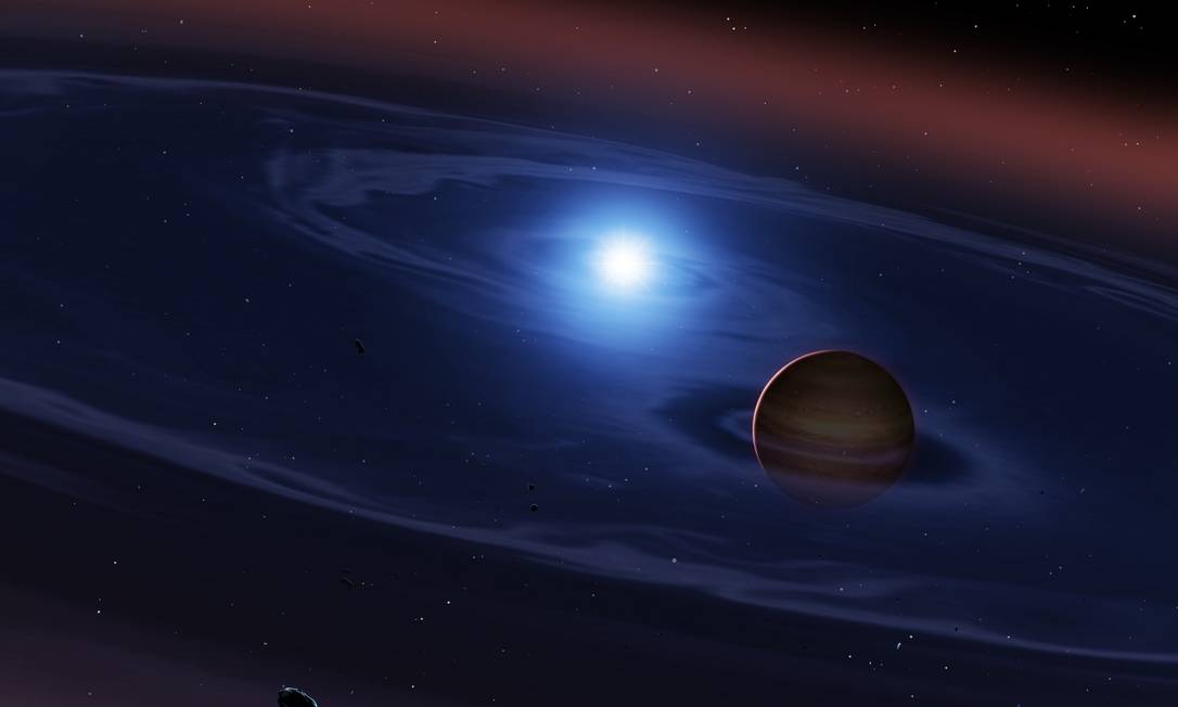 
Ilustração mostra uma visão do sistema binário SDSS 1557 com sua anã branca, resto incandescente de uma estrela como o Sol, e a anã marrom, uma ‘estrela fracassada’ com cerca de 60 vezes a massa de Júpiter, do ponto de vista da superfície de um dos asteroides que as orbitam
Foto:
Mark Garlick/UCL/Universidade de Warwick/Universidade de Sheffield
