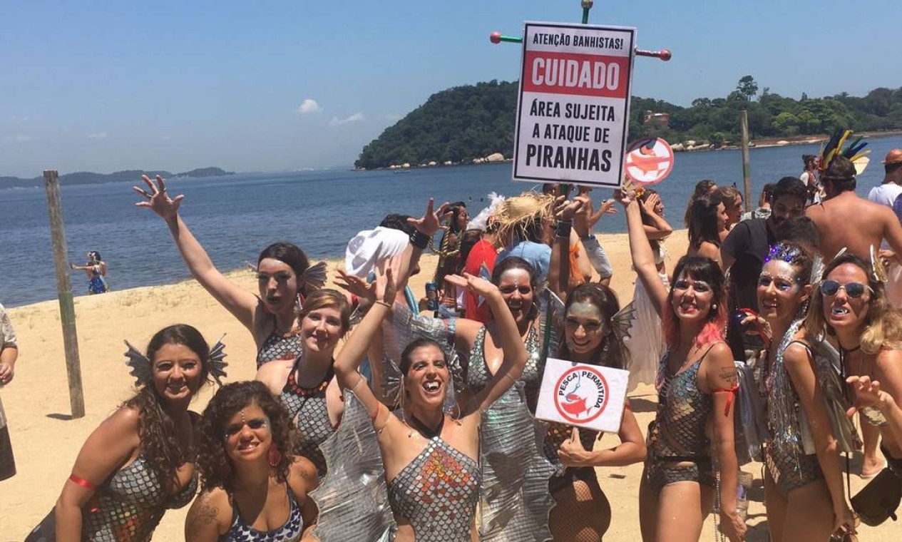 O bloco das piranhas levou as questões feministas para o carnaval de Rua e ganhou o Serpentina de Ouro em 2017 Foto: Arquivo pessoal